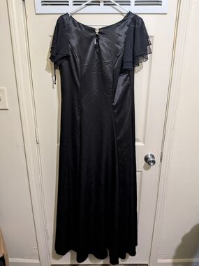 Black Evening Maxi Dress with Flutter Sleeves